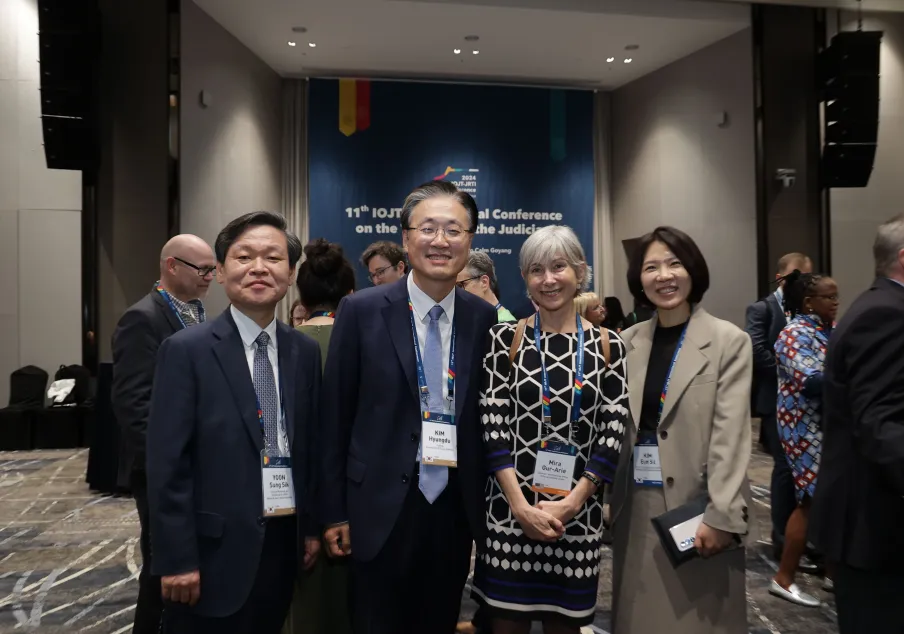 Participants at the 11th IOJT International Conference networking event